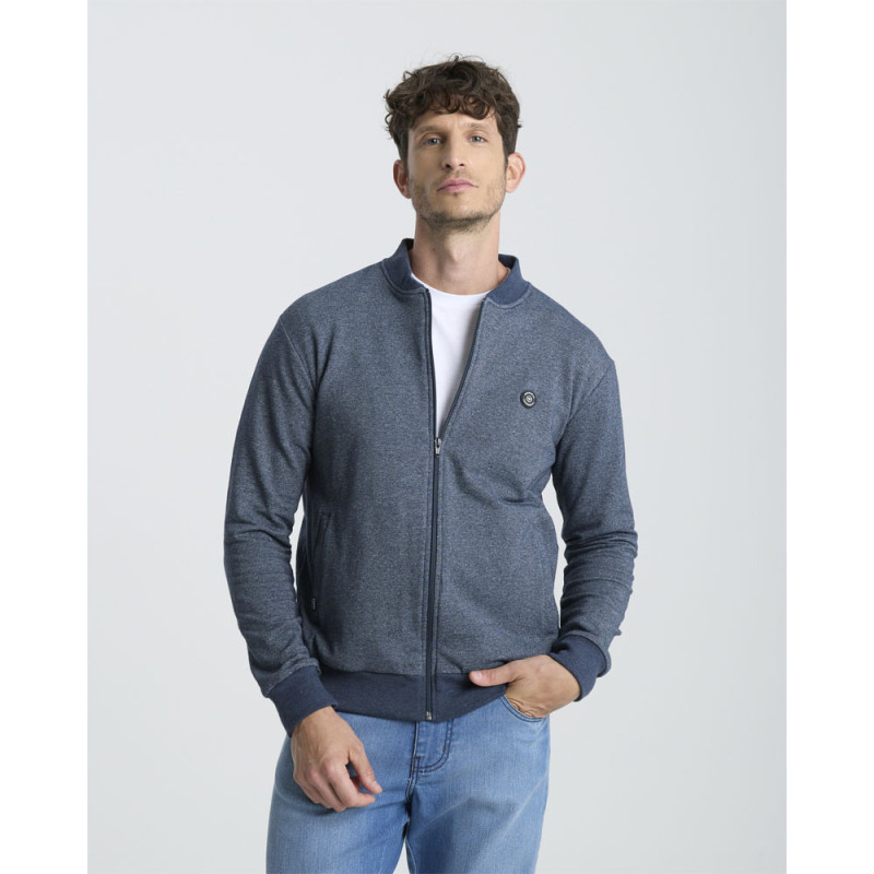 Campera Taverniti Singapur